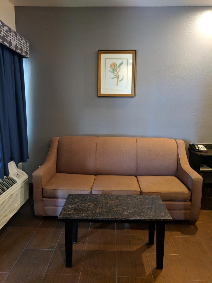 Americas Best Value Inn - Brownsville Exterior photo